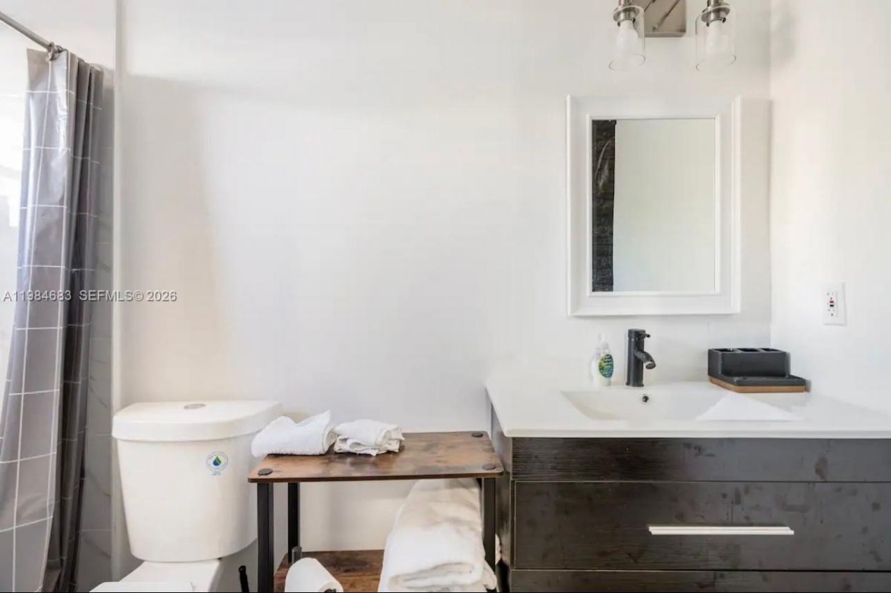 1200 NW 18th Ct , Unit 1200, Fort Lauderdale, FL 33311 Photo