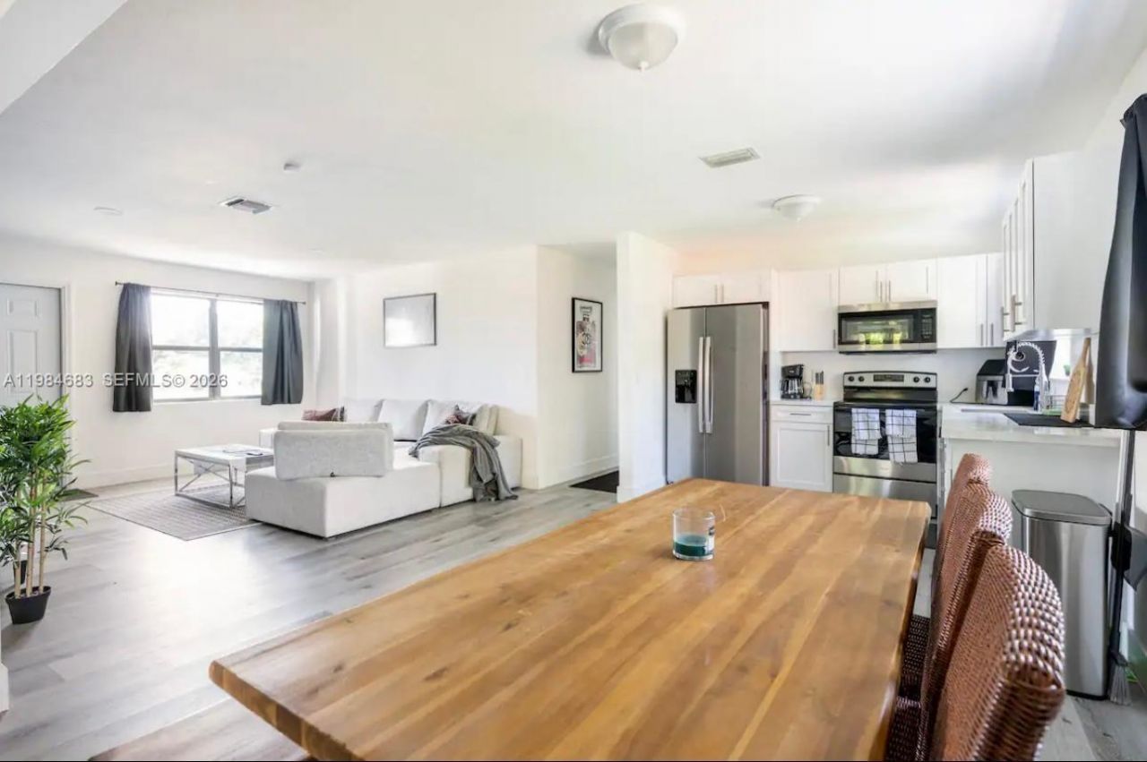 1200 NW 18th Ct , Unit 1200, Fort Lauderdale, FL 33311 Photo