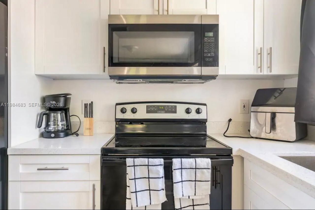 1200 NW 18th Ct , Unit 1200, Fort Lauderdale, FL 33311 Photo