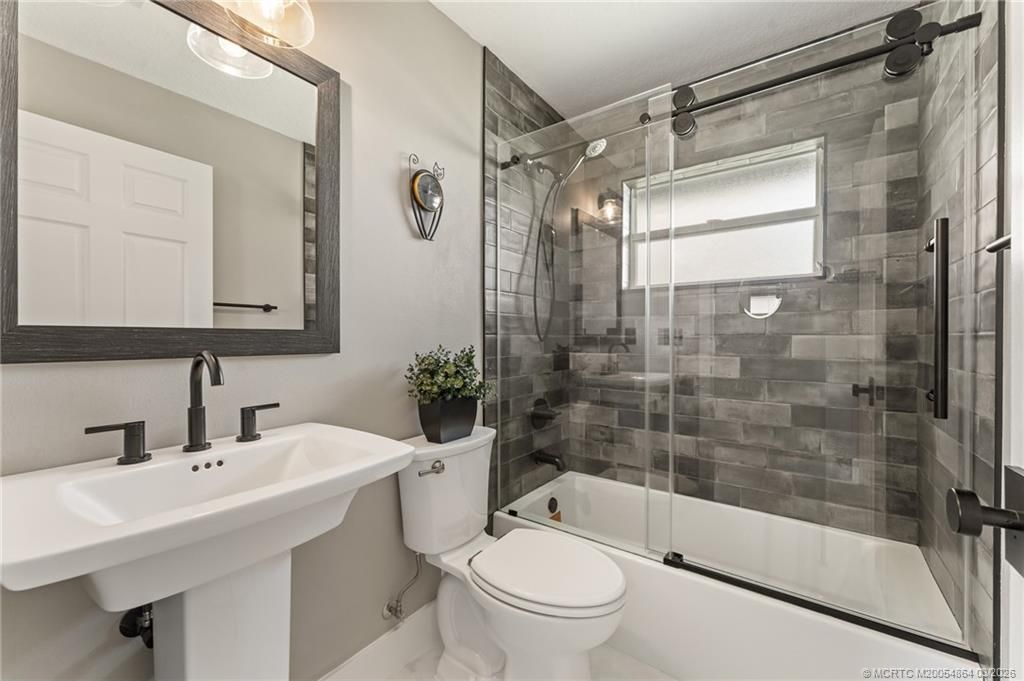 2072 SE Hanford Road, Port Saint Lucie, FL 34952 Photo