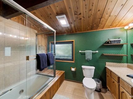 1796 Skyline Drive, South Lake Tahoe, CA 96150 Photo