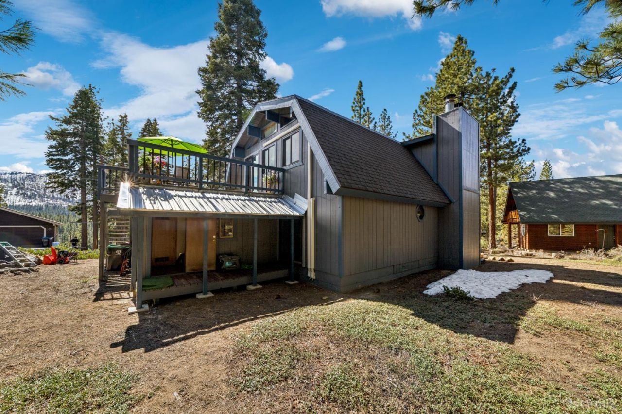 1796 Skyline Drive, South Lake Tahoe, CA 96150 Photo