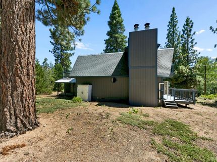 1796 Skyline Drive, South Lake Tahoe, CA 96150 Photo