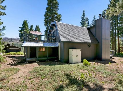 1796 Skyline Drive, South Lake Tahoe, CA 96150 Photo