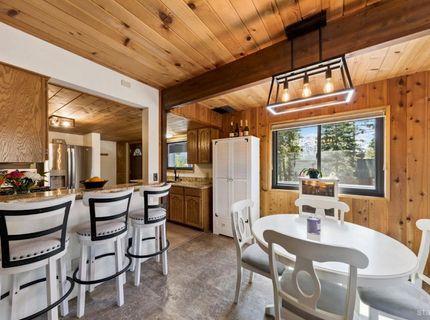 1796 Skyline Drive, South Lake Tahoe, CA 96150 Photo