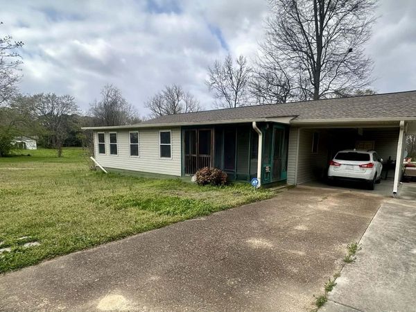 1565 Choctaw St, Cherokee, AL