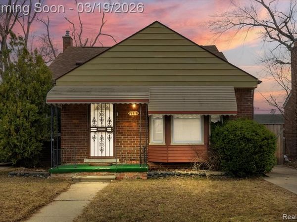 19710 Woodingham Drive, Detroit, MI 48221
