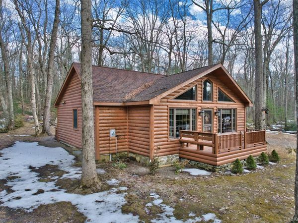 128 Shore Drive N, Wurtsboro, NY 12790