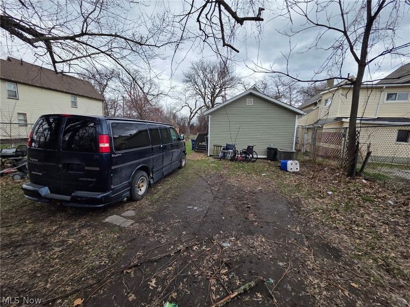 7104 Colfax Road, Cleveland, OH 44104 Photo 2