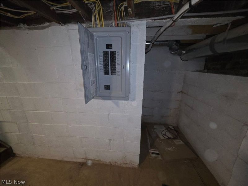 7104 Colfax Road, Cleveland, OH 44104 Photo 23