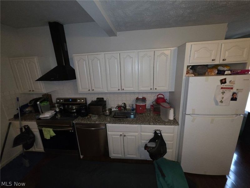 7104 Colfax Road, Cleveland, OH 44104 Photo 9