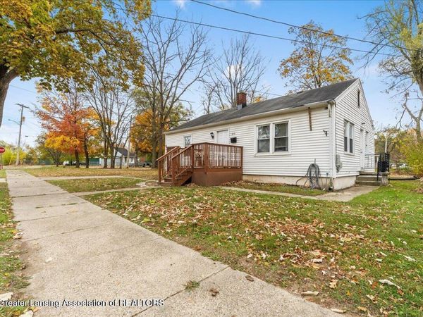 815 Woodbine Avenue, Lansing, MI 48910