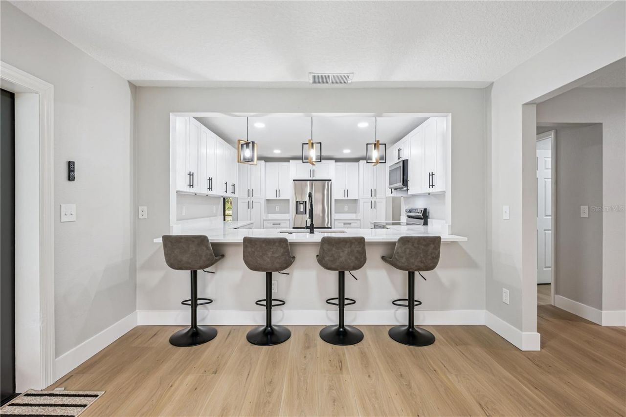 4208 Arbor Oaks Court, Orlando, FL 32808 Photo