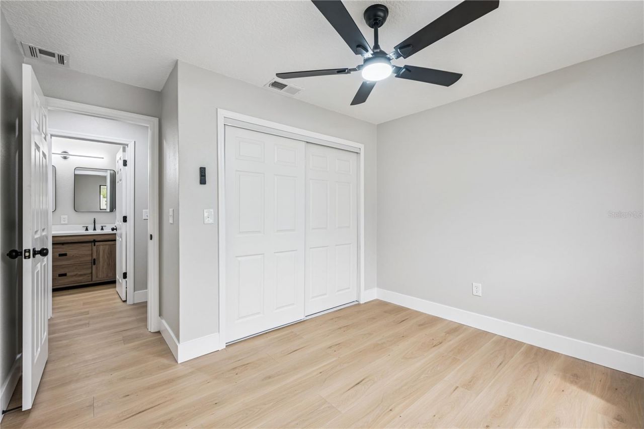 4208 Arbor Oaks Court, Orlando, FL 32808 Photo
