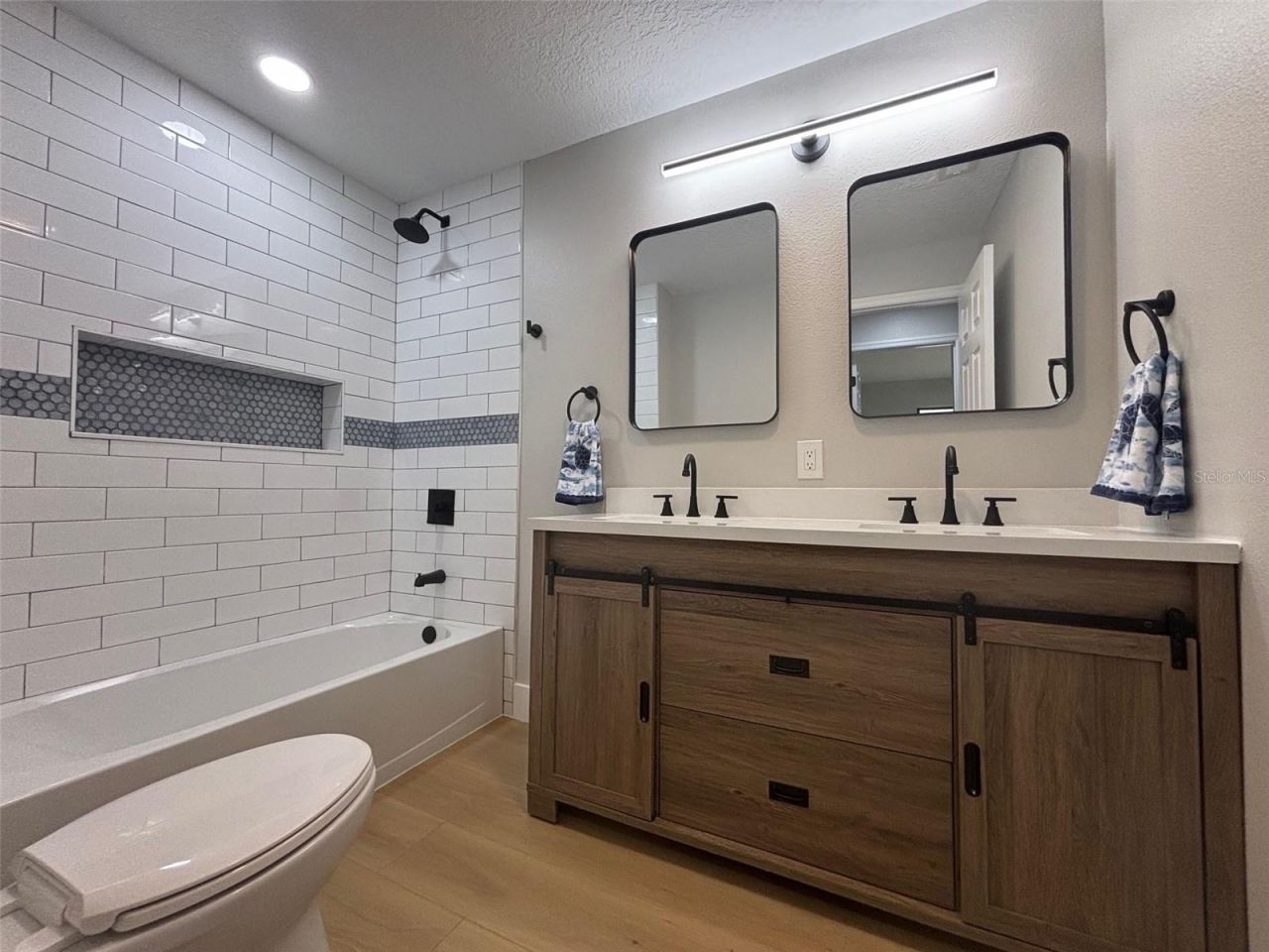 4208 Arbor Oaks Court , Orlando, FL 32808 Photo