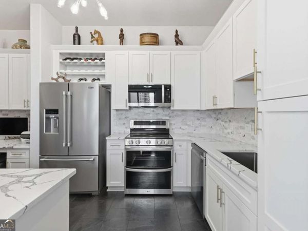 3445 Stratford Road NE, Unit 2104, Atlanta, GA 30326