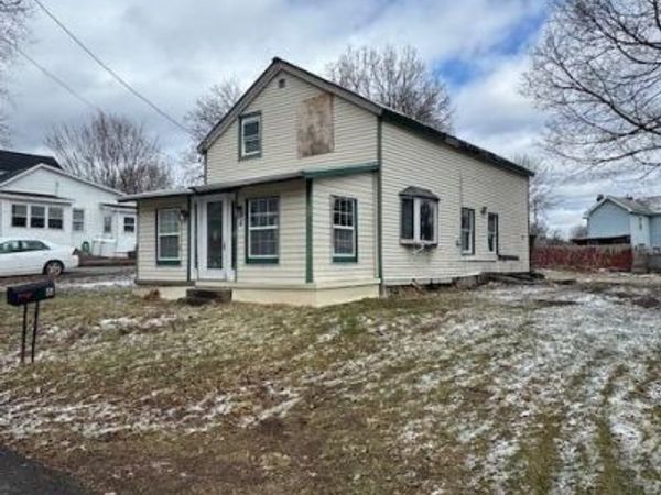 6 Center Street, Stillwater, NY 12170