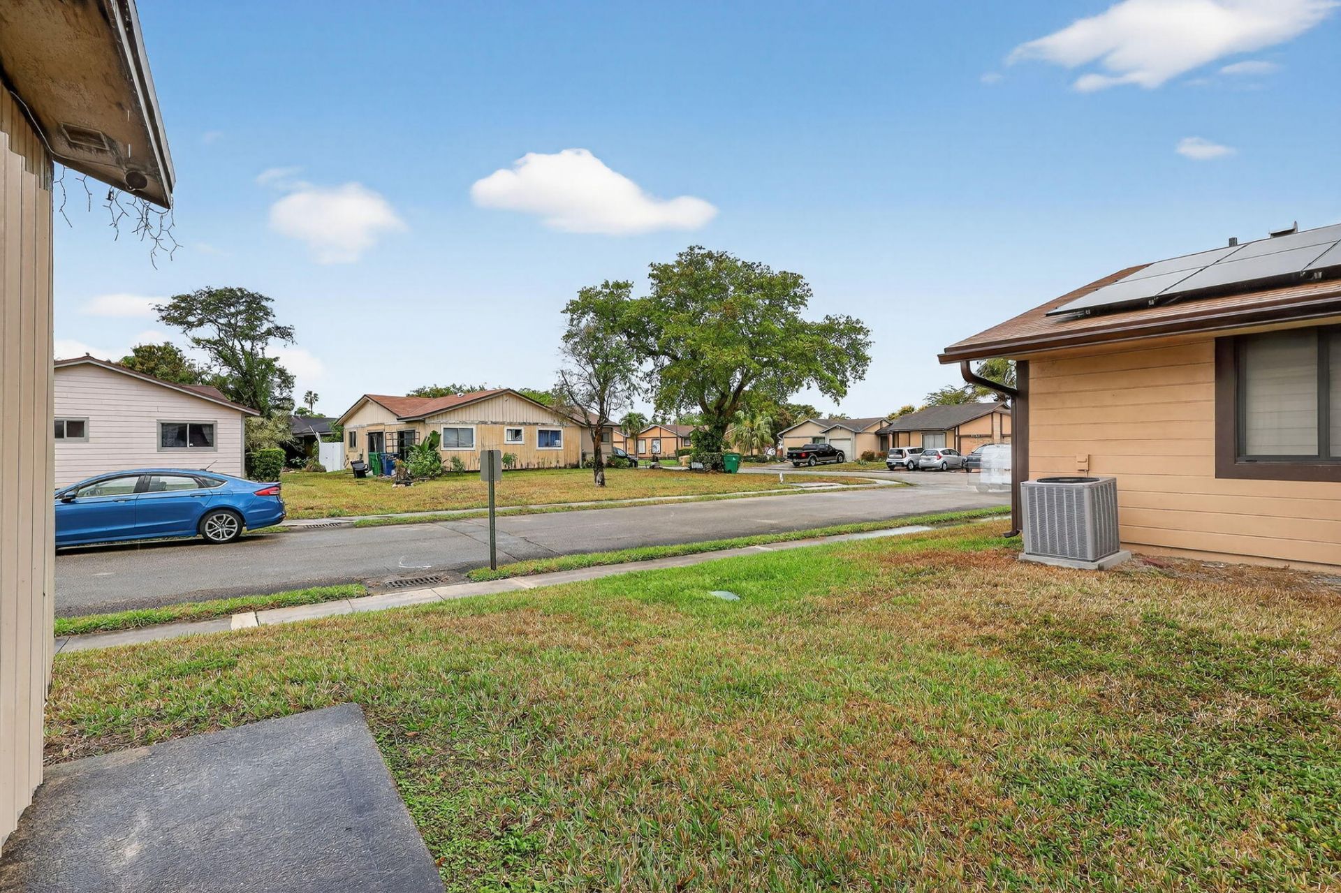 9721 W Daffodil Lane, Miramar, FL 33025 Photo