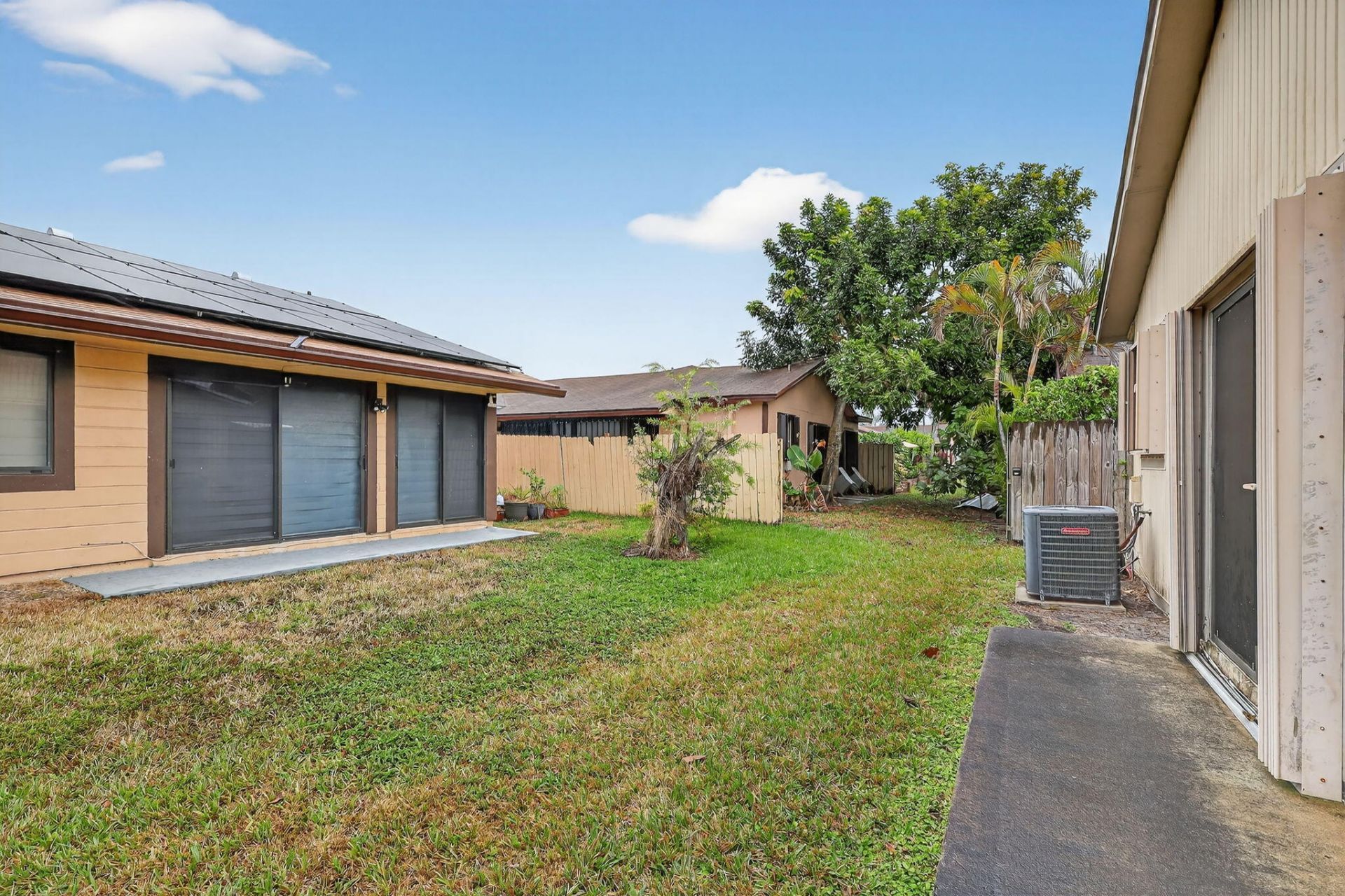 9721 W Daffodil Lane, Miramar, FL 33025 Photo