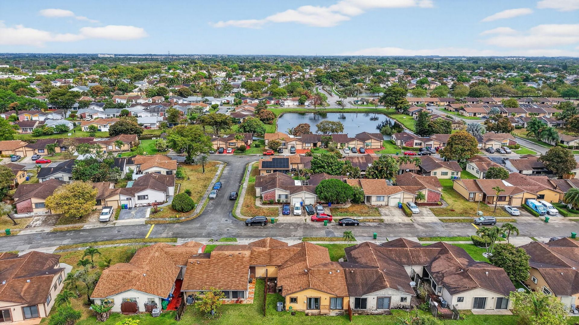 9721 W Daffodil Lane, Miramar, FL 33025 Photo