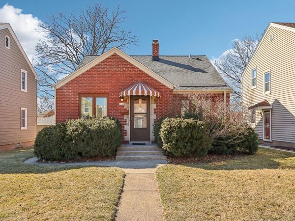 3163 S 28th STREET, Milwaukee, WI 53215