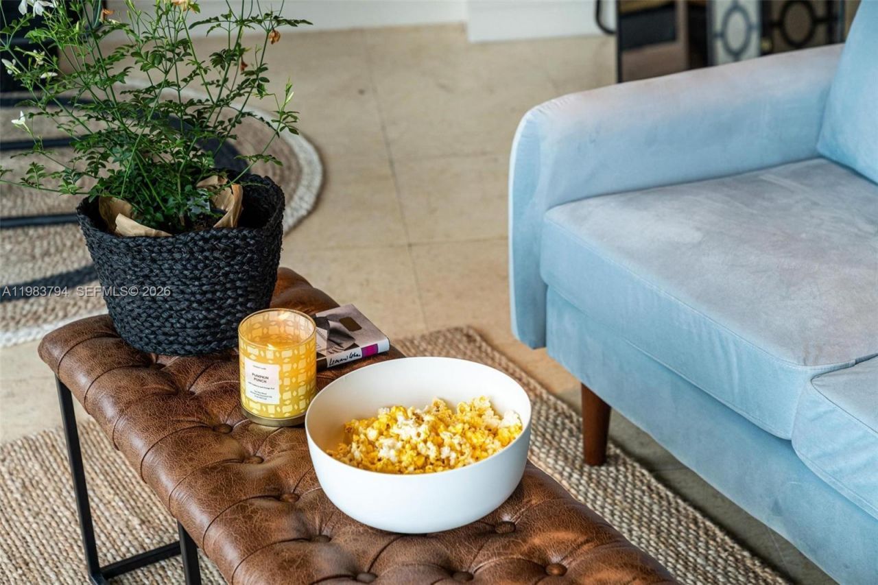 690 SW 1st Ct, Unit 501, Miami, FL 33130 Photo