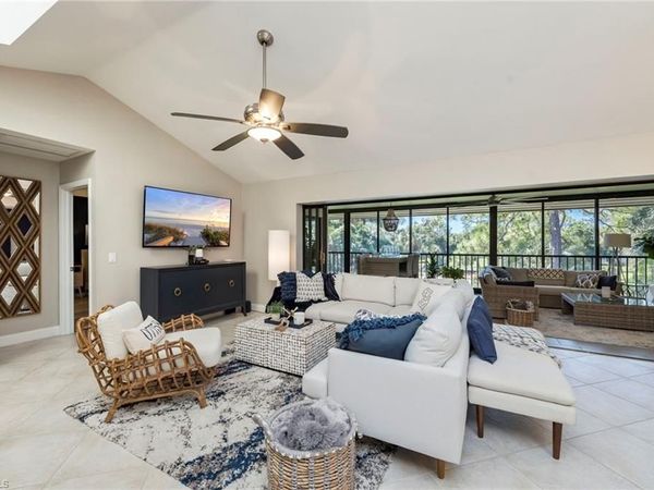 752 Eagle Creek DR, Unit 302, NAPLES, FL 34113