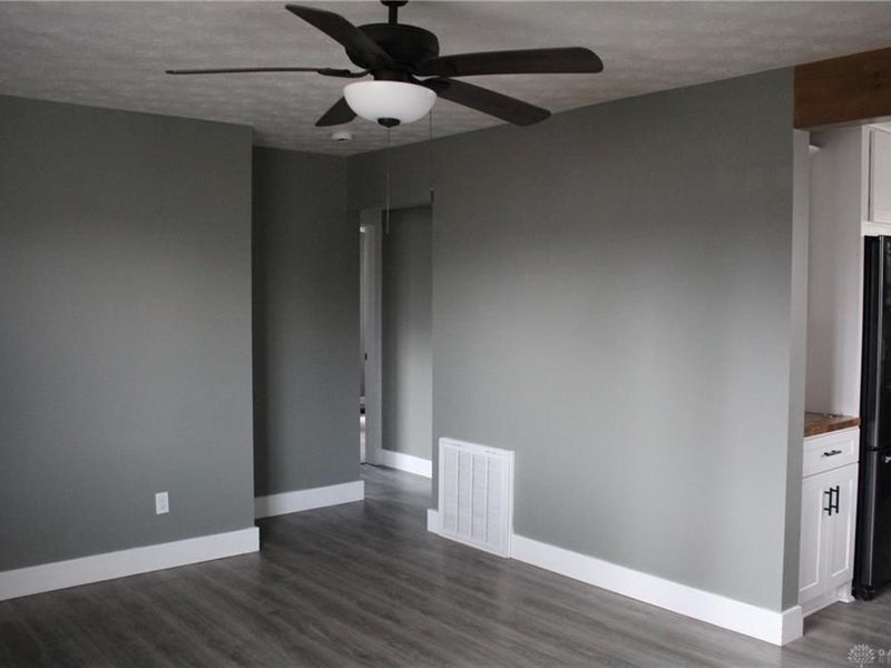 267 Pat Lane, Fairborn, OH 45324 Photo 9