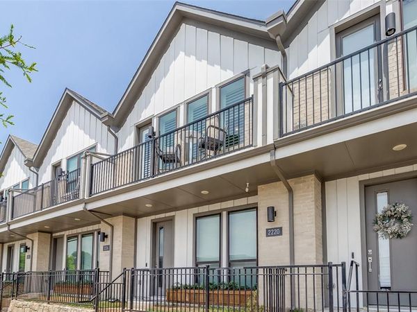 2220 Rook Drive, Dallas, TX 75211