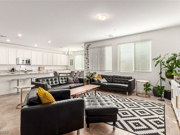 905 Sycamore Falls Street, Henderson, NV 89052