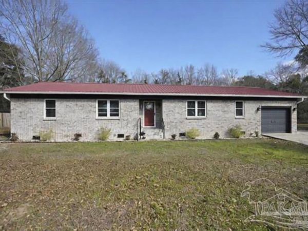 4420 Mundy Ln, Pace, FL 32571