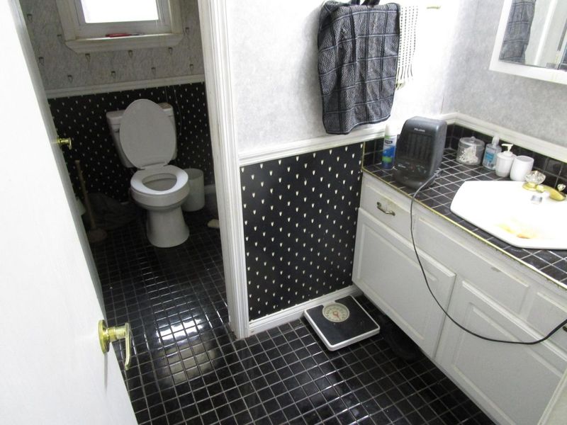 4954 E County Line Road, Springfield, OH 45502 Photo 8