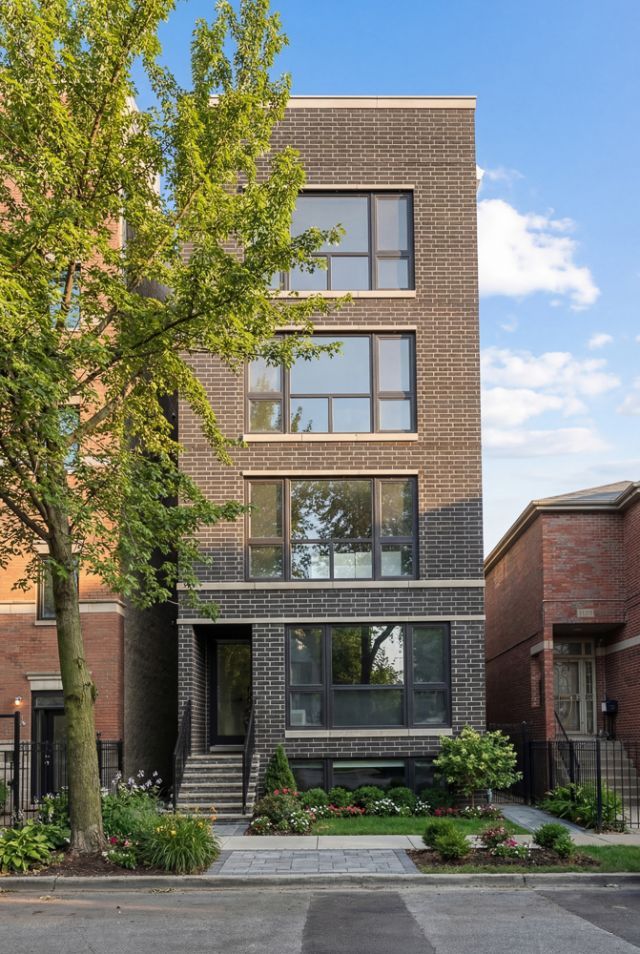 1107 W Vernon Park Place, Unit 2, Chicago, IL 60607 Main Photo