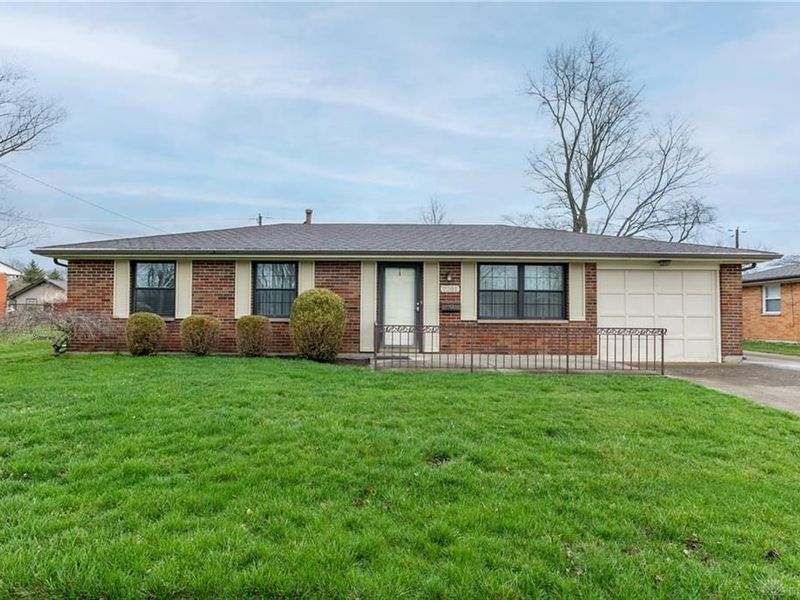 7201 Belle Plain Drive, Huber Heights, OH 45424 Photo 1