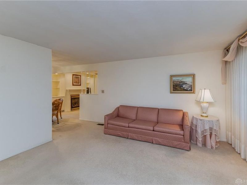 7201 Belle Plain Drive, Huber Heights, OH 45424 Photo 4