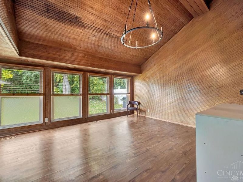 1833 Leona Drive, Green Township, OH 45238 Photo 13