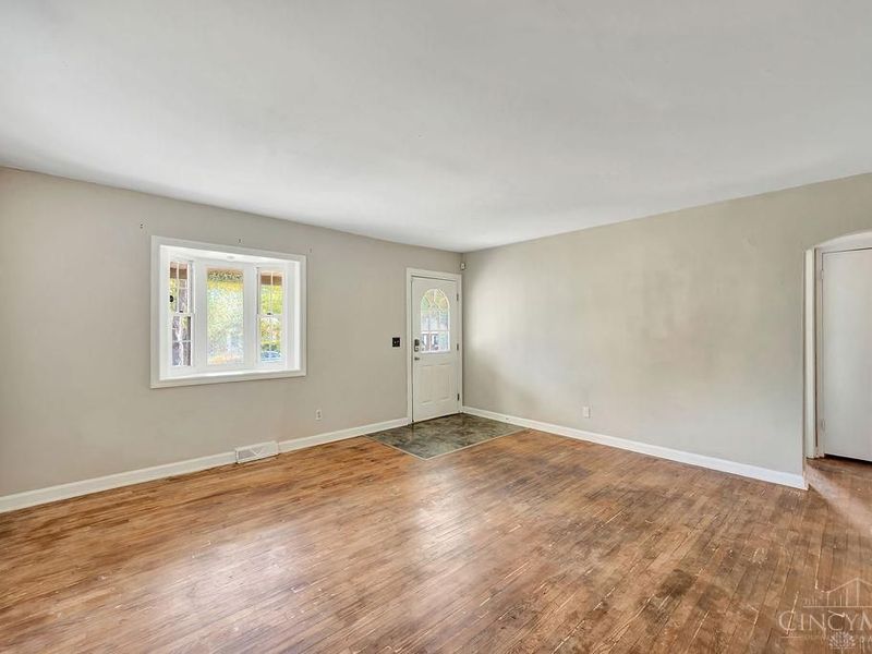 1833 Leona Drive, Green Township, OH 45238 Photo 5