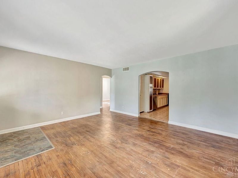 1833 Leona Drive, Green Township, OH 45238 Photo 6