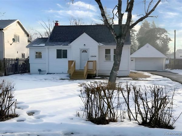 10426 Stark Road, Livonia, MI 48150