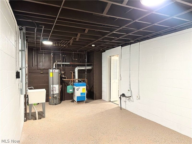 7610 Royal Ridge Drive, Parma, OH 44129 Photo 17