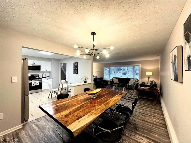 7610 Royal Ridge Drive, Parma, OH 44129 Photo 3