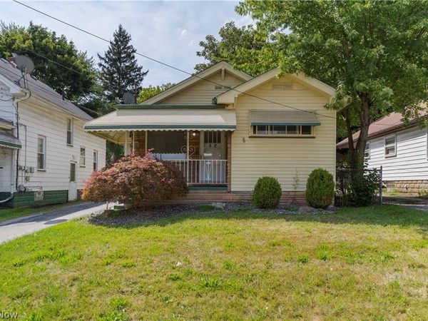 52 Rhoda Avenue , Youngstown, OH 44509