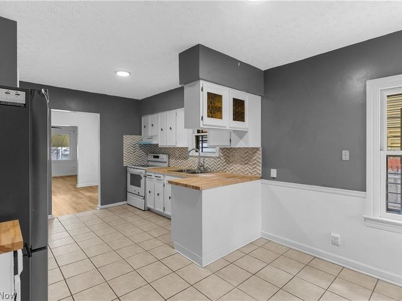 52 Rhoda Avenue, Youngstown, OH 44509 Photo 5