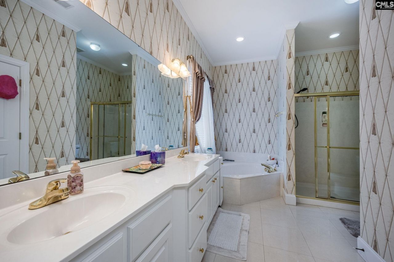 117 Parish Walk  Photo 43