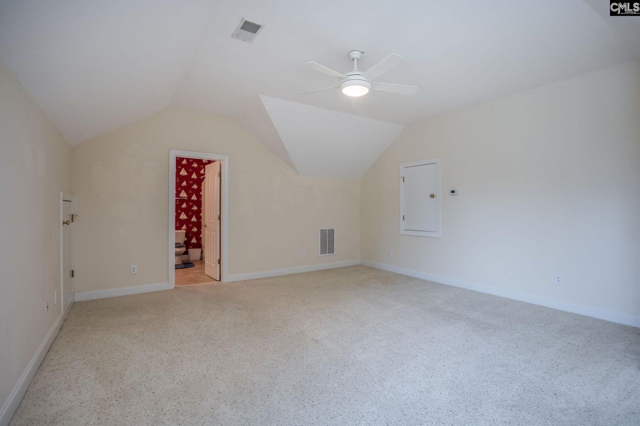 117 Parish Walk Photo 53