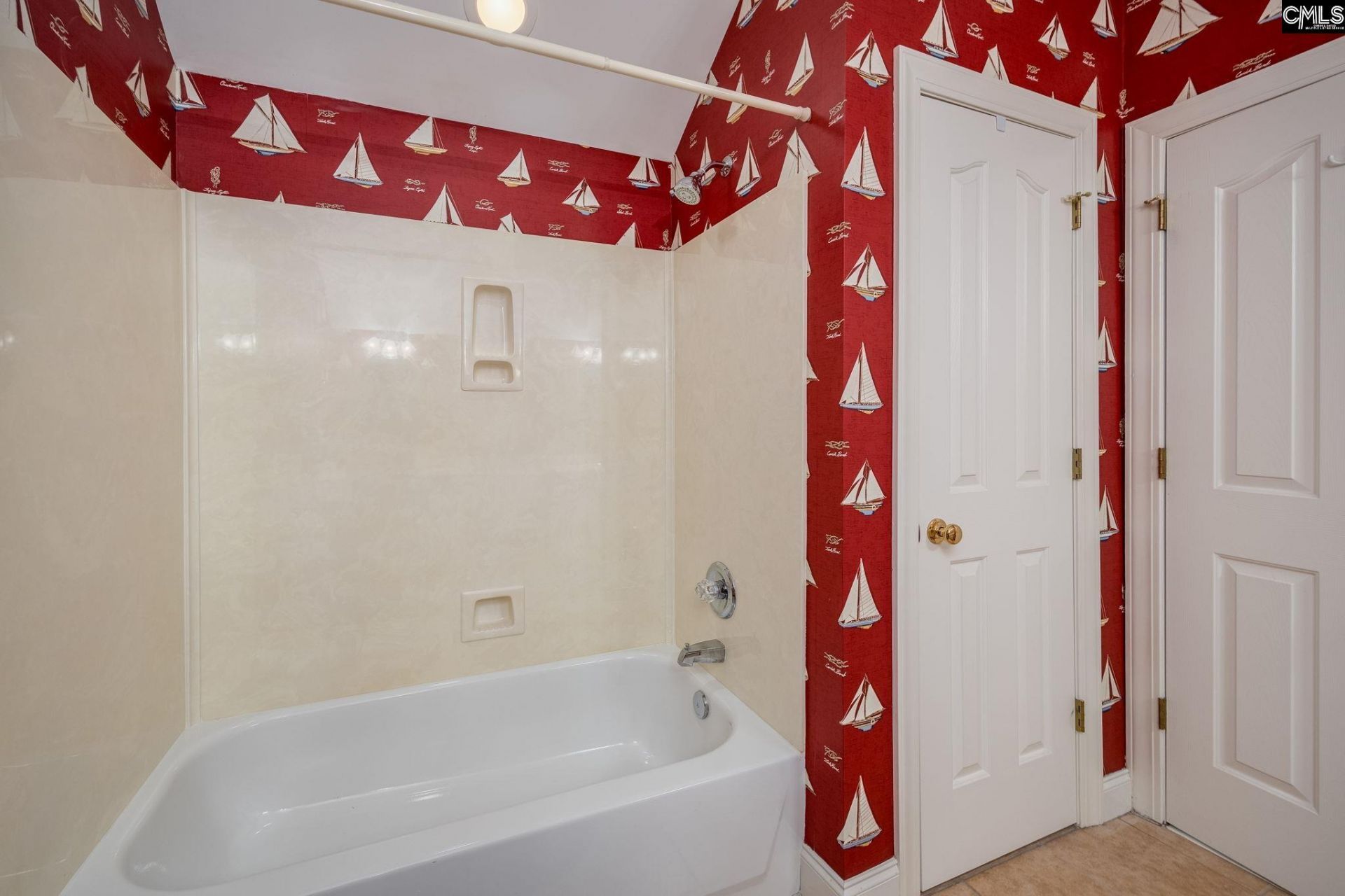 117 Parish Walk Photo 62