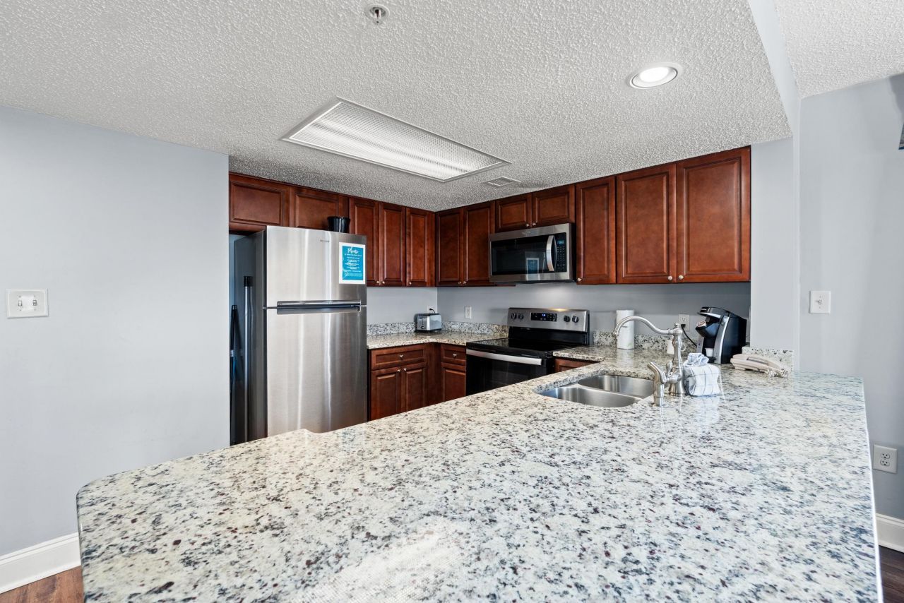 201 74th Ave. N  Photo 7