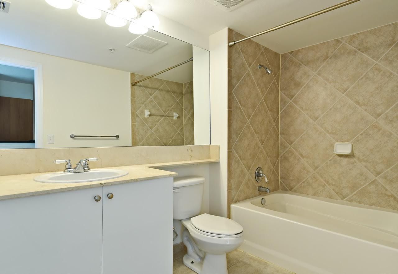 625 Casa Loma Boulevard, Unit 307, Boynton Beach, FL 33435 Photo