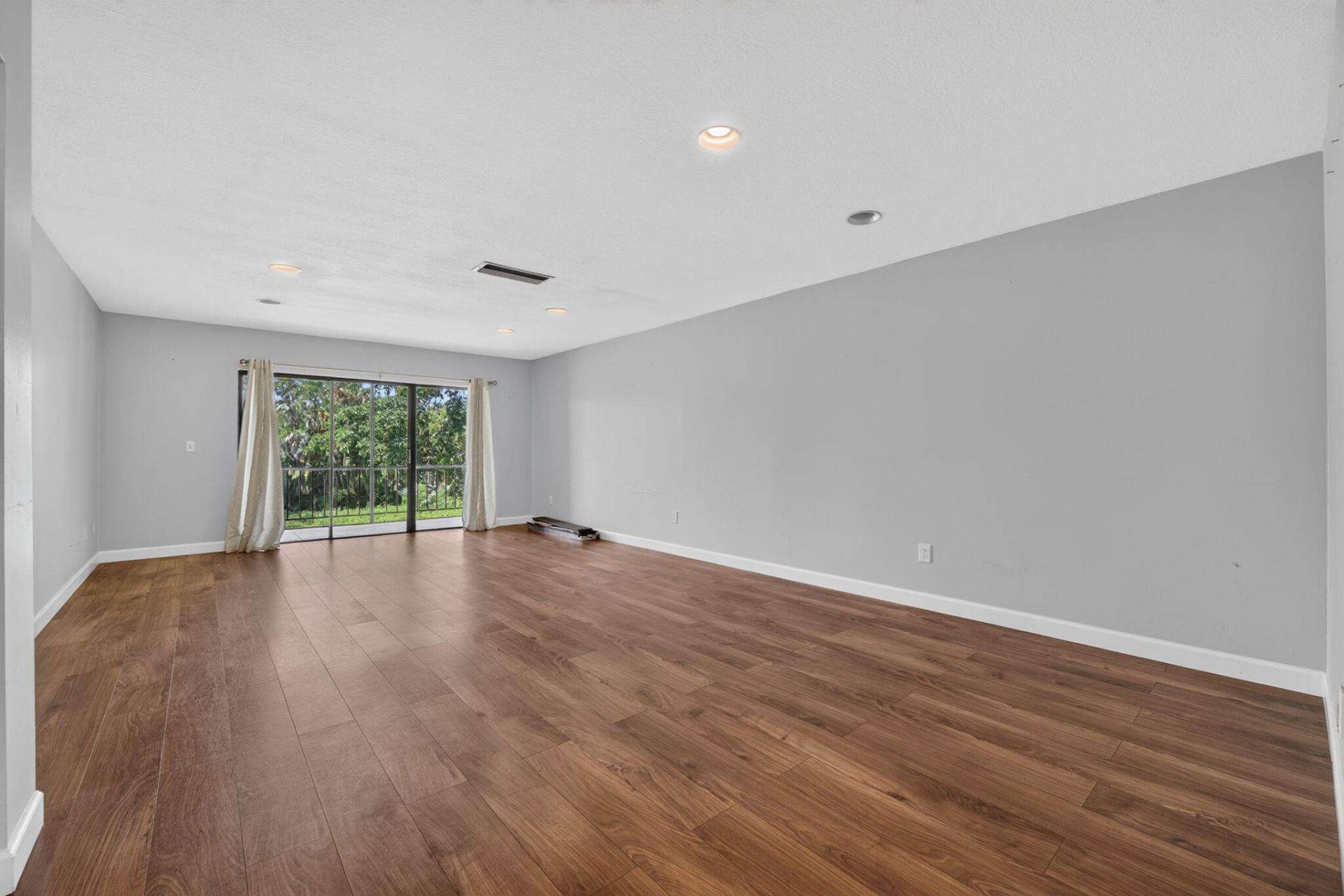 21501 Juego Circle, Unit 29 F, Boca Raton, FL 33433 Photo