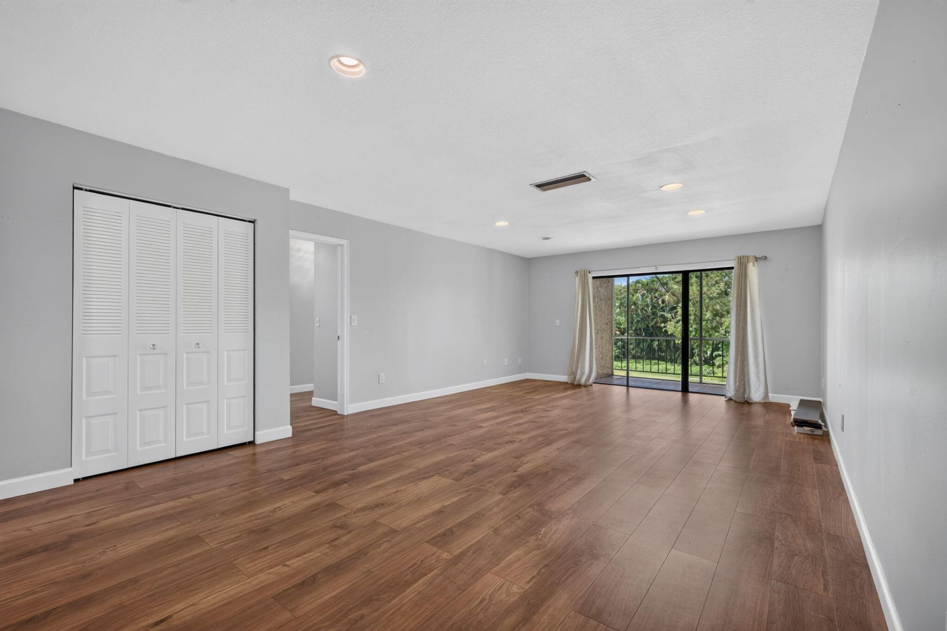21501 Juego Circle, Unit 29 F, Boca Raton, FL 33433 Photo